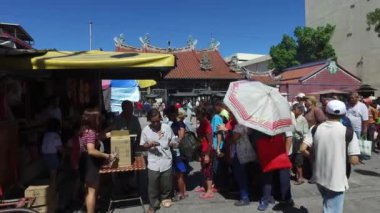 Merhamet Tapınağı 'ndaki fakirlere bağış yemeği..