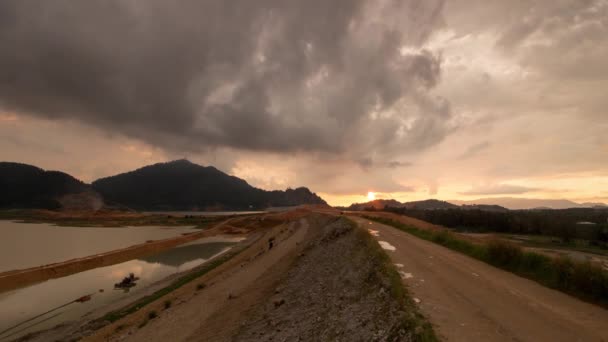 Tempo lapso alto ângulo mengkuang barragem — Vídeo de Stock