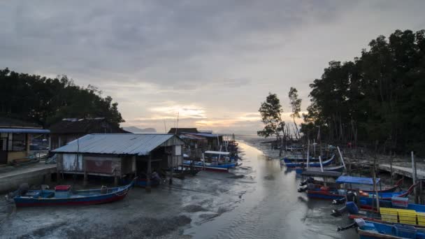 Timelapse naplemente halászfalu. — Stock videók