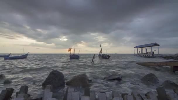 Hopur crepúsculo em Ban Pecah / — Vídeo de Stock