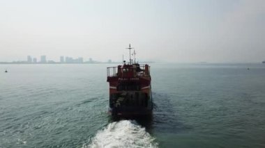 Penang feribotunda kilitlenme nedeniyle insansız hava aracı vapuru daha az..