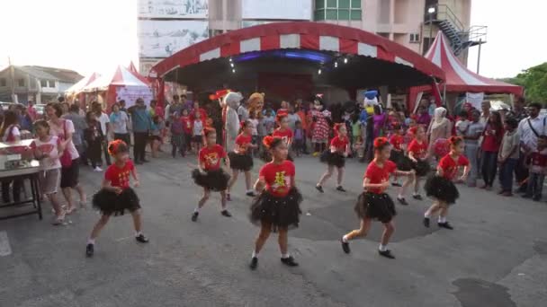 Kulim Kedah Malasia Jan 2020 Los Niños Chinos Bailan Calle — Vídeo de stock