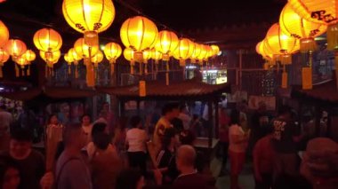 George Town, Penang / Malezya - 24 Ocak 2020: Çin Yeni Yılı 'nın ilk günü boyunca tapınağa yapılan yerel ziyaret gelecek yıla şans getireceğine inanılıyor.