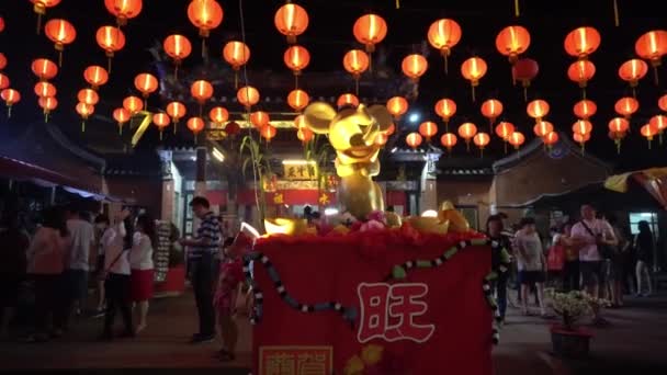 バヤン レパス ペナン マレーシア 2020年1月29日 中国の旧正月中のジンバルショットラット像 — ストック動画