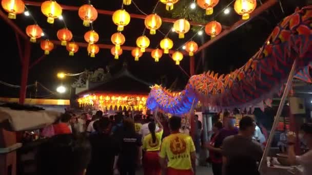 乔治敦 马来西亚槟城 2020年2月1日 在中国Chew Jetty神殿跳龙舞 — 图库视频影像