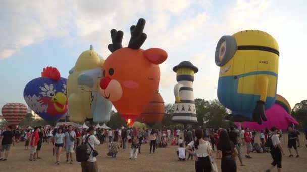Georgetown Penang Malaysia Februar 2020 Besuch Heißluftballon Über Menschenmengen — Stockvideo