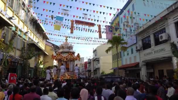 Georgetown Penang Malaysia Feb 2020 Panning Silver Chariot Arrive Kovil — Stock Video