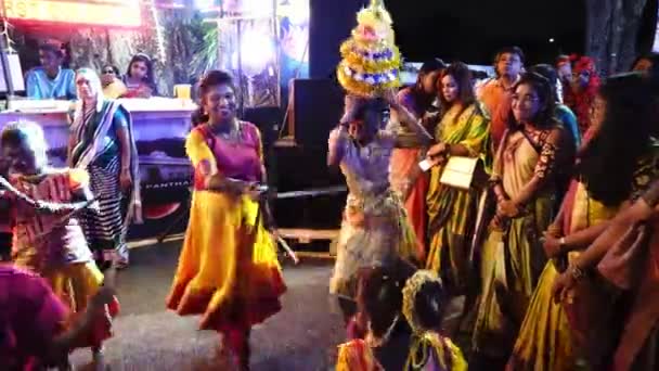 Georgetown Penang Malaisie Fév 2020 Les Dévots Hindous Dansent Avec — Video