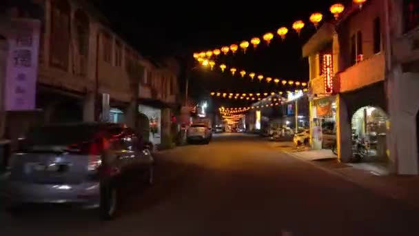 ブキッ メルタジャム ペナン マレーシア 2020年1月15日 赤い提灯で飾られた旧市街でのハイパーラプスドライブ — ストック動画