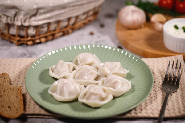 Ravioli Plate Vegetables Sauce Boiled Dumplings Dish Tasty Dinner Food — Stock Photo, Image