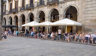 Barcelona'da Royal Square