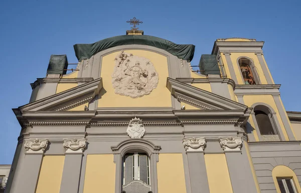 Fachada de la iglesia S. Pasquale - Nápoles - IT —  Fotos de Stock