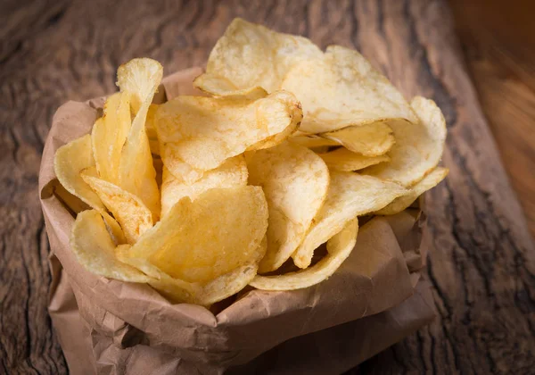 Batatas fritas no saco — Fotografia de Stock