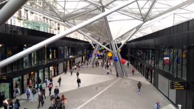 Galleria tren istasyonu Napoli - bu