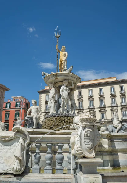 Neptunus fontän i Naples - Italien — Stockfoto