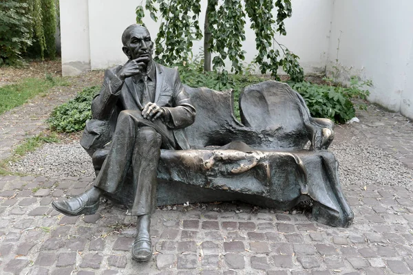 Standbeeld van Jan Karski - Krakau - Polen — Stockfoto