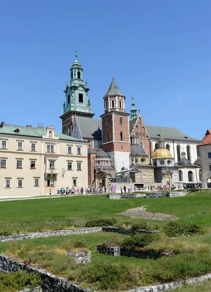 :Castillo Real de Wawel - Cracovia - Polonia —  Fotos de Stock
