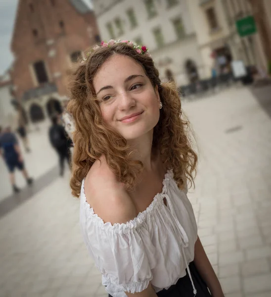 Jong meisje in Krakau - Polen — Stockfoto