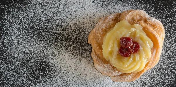 Zeppola di san giuseppe — Stok fotoğraf