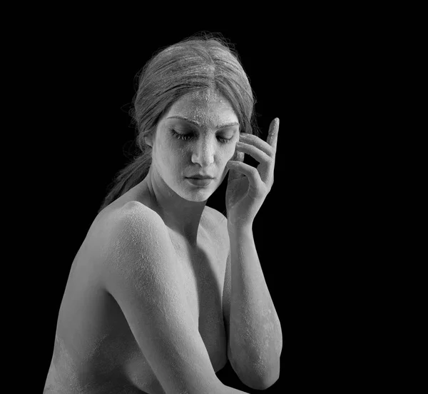 Εικόνα γυναίκας με τη σκόνη με τη μορφή μιας αρχαίας ελληνικής μάρμ — Φωτογραφία Αρχείου