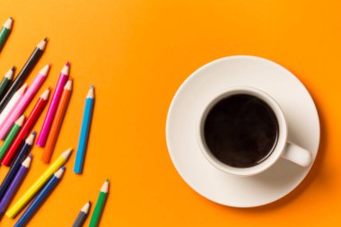 Kahve fincanı arka plan. Sabah kavramı. Üstten Görünüm.