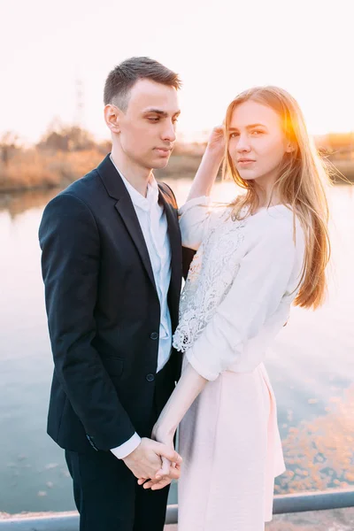 Casal bonito no amor, Dia dos Namorados, casal romântico, amor — Fotografia de Stock