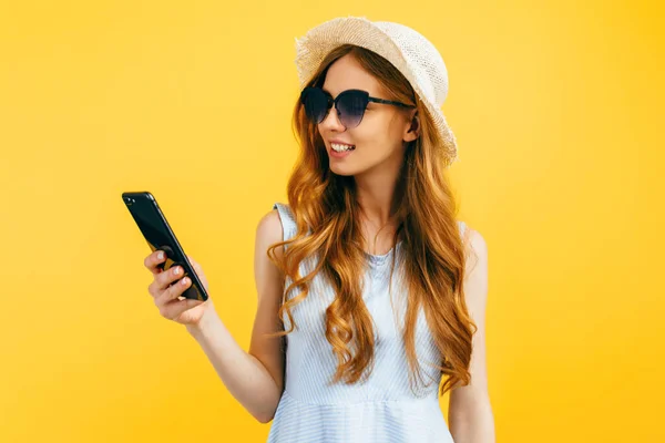 Happy Beautiful Girl Summer Hat Uses Mobile Phone Standing Isolated — Stok Foto