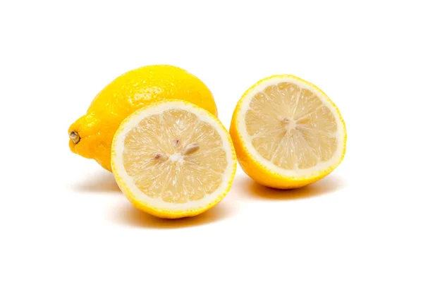 Citron isolerad på vit bakgrund — Stockfoto