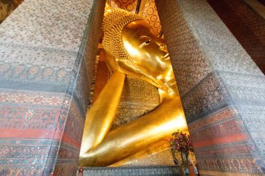 Tay Buda heykeli (Wat Pho)