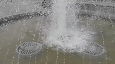 Çeşme clouse yağmurlu gün