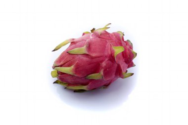 Dragon beyaz arka plan üzerinde izole meyve