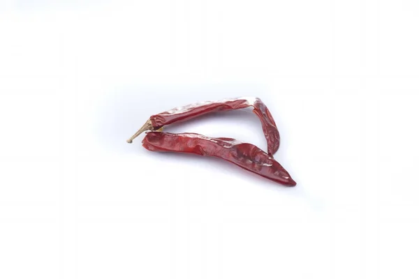 Suchą Chili na białym tle — Zdjęcie stockowe