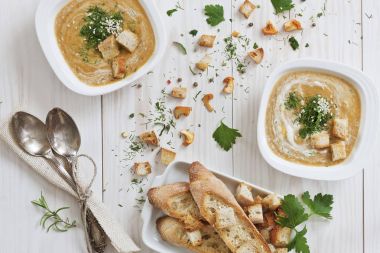Cream soups with croutons and toasts