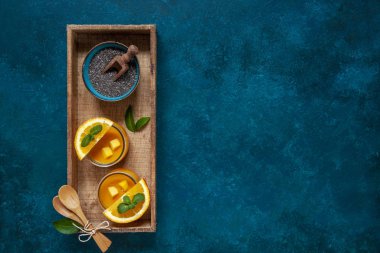 Sağlıklı yiyecek, iyi olmak ve kilo vermek, doğal organizasyon.