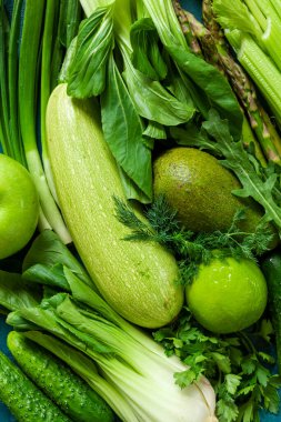 Yeşillik sebze ve meyve çeşitleri, doğal sebze özgeçmişi. Keto diyet kavramı