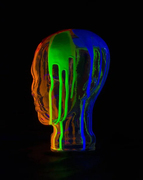 Day glow dripping head — Stock Photo, Image