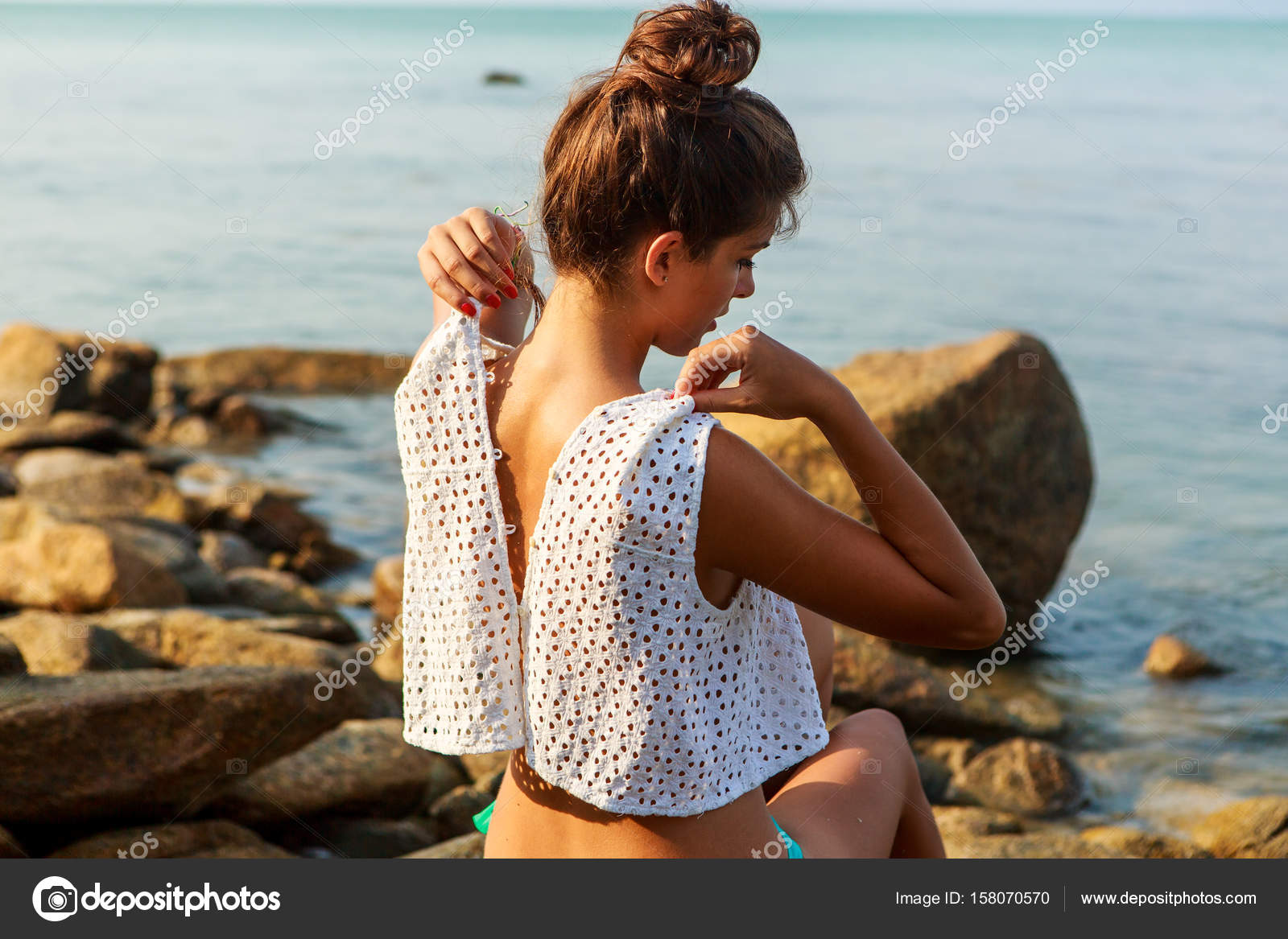 Filipino Lesbian Movies Look Down Girl Shirt