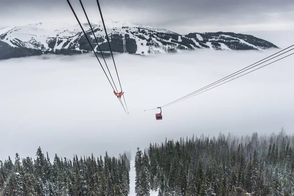 Gipfel zur Seilbahn bei Whistler, Kanada — Stockfoto