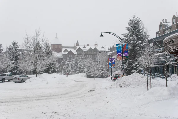 Whistler, Kanada karla kaplı sokak