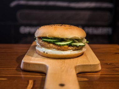 Çok lezzetli sulu et burger 