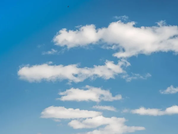 美しい空 夏の暖かい日のテクスチャ — ストック写真