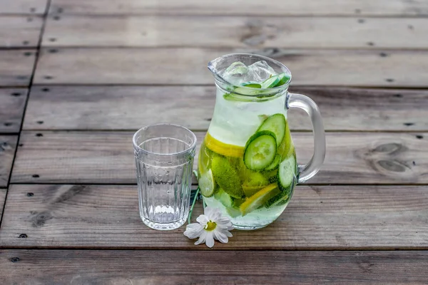 Köstliche Erfrischende Früchte Hausgemachtes Eis Mit Eis — Stockfoto