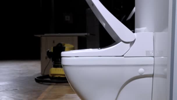 Lavabo Automático Blanco Solución Tecnológica Moderna Levantar Tapa Borde Del — Vídeos de Stock