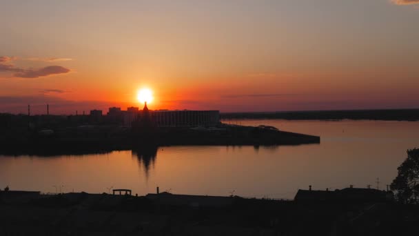 Zonsondergang Rivier Panoramisch Uitzicht Zomer — Stockvideo