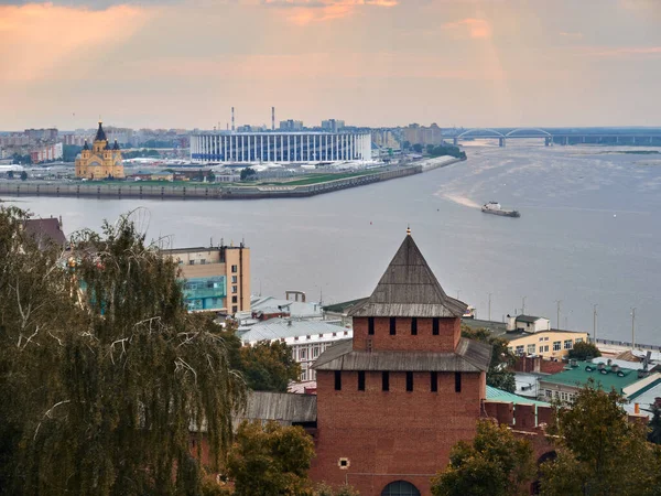 Panorama Des Unteren Teils Der Stadt Nischni Nowgorod Blick Von lizenzfreie Stockfotos