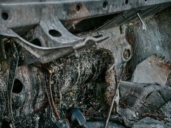 Verlassene Und Zerstörte Autos Postapokalyptischer Look Sonniger Tag — Stockfoto