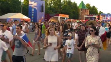 25 Haziran 2018 Nizhny Novgorod. Dünya Kupası 'nın fan sahasındakiler. Gün