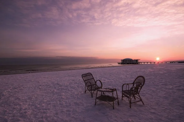 Lever de soleil d'hiver sur la mer Adriatique Images De Stock Libres De Droits