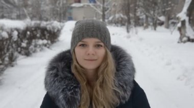 güzel kız portre hareketli kış