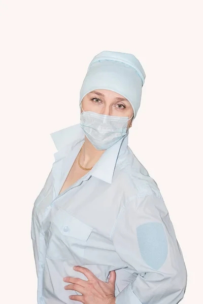 Lékařka izolátů na bílém, Žena doktora — Stock fotografie